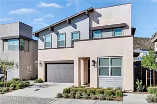 15946 Caterpillar, Fontana, CA 92336 - Photo 2