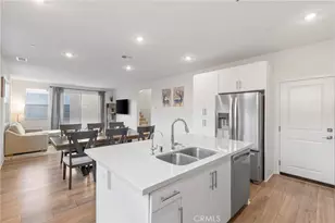 15946 Caterpillar, Fontana, CA 92336 - Photo 6