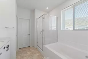 15946 Caterpillar, Fontana, CA 92336 - Photo 12