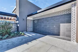 15946 Caterpillar, Fontana, CA 92336 - Photo 32