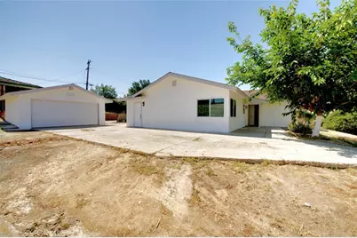 2425 Castle Drive, Bakersfield, CA 93306 - Photo 2