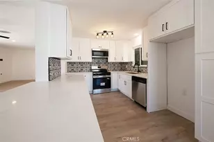 2425 Castle Dr, Bakersfield, CA 93306 - Photo 8