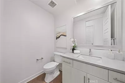 229 Radial, Irvine, CA 92618 - Photo 18