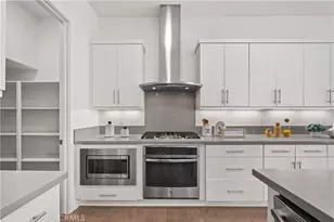 229 Radial, Irvine, CA 92618 - Photo 10