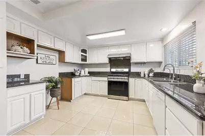 273 Casuda Canyon #E, Monterey Park, CA 91754 - Photo 2