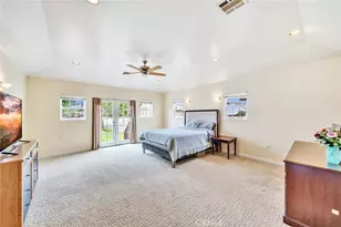 3170 E Green St, Pasadena, CA 91107 - Photo 14