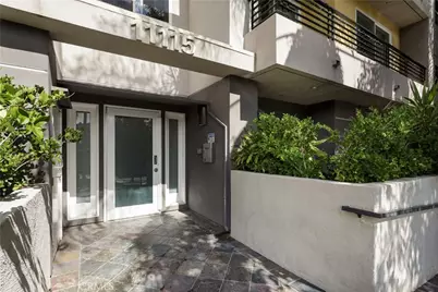 11115 Acama #207, Studio City, CA 91602 - Photo 2