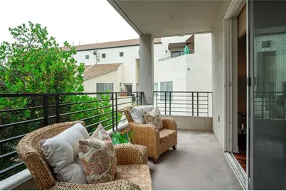 11115 Acama #207, Studio City, CA 91602 - Photo 10