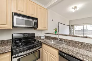 300 N El Molino, Pasadena, CA 91101 - Photo 8