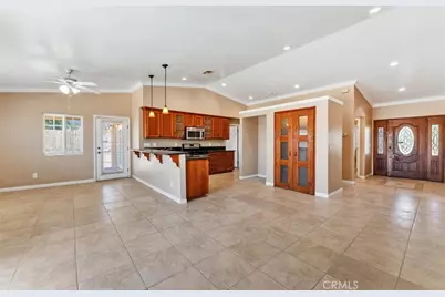 10206 Evelyn, California City, CA 93505 - Photo 6