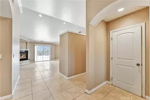 10206 Evelyn, California City, CA 93505 - Photo 2