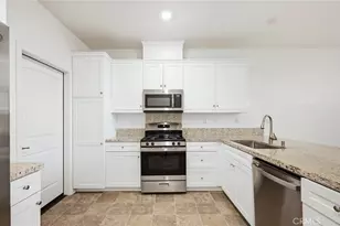 7036 Turin Pl, Eastvale, CA 92880 - Photo 18