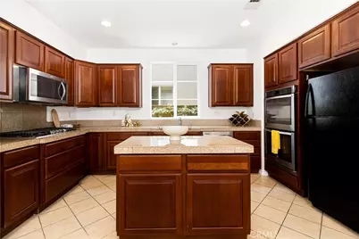 80 Wonderland, Irvine, CA 92620 - Photo 8