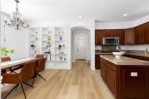 80 Wonderland, Irvine, CA 92620 - Photo 2