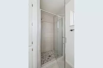 931 Orangewood Court, Lemoore, CA 93245 - Photo 22
