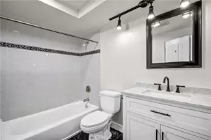 5352 Elvira, Woodland Hills, CA 91364 - Photo 42