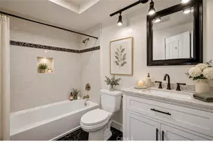 5352 Elvira, Woodland Hills, CA 91364 - Photo 22