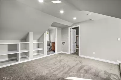 5352 Elvira, Woodland Hills, CA 91364 - Photo 48