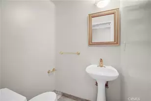 5352 Elvira, Woodland Hills, CA 91364 - Photo 44