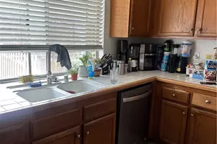 2549 Waterford Ct, San Bernardino, CA 92408 - Photo 2