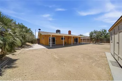 15988 Arroyo Drive, Victorville, CA 92395 - Photo 18