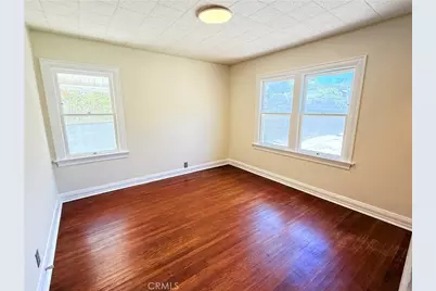 933 S Mullen Avenue, Los Angeles, CA 90019 - Photo 36