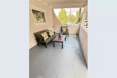933 S Mullen Avenue, Los Angeles, CA 90019 - Photo 6