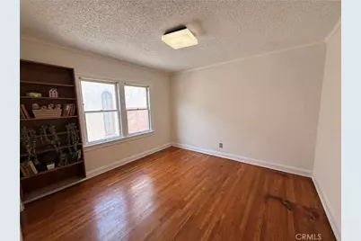 933 S Mullen Avenue, Los Angeles, CA 90019 - Photo 30