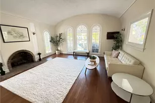 933 S Mullen Ave, Los Angeles, CA 90019 - Photo 12