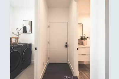 542 N Commonwealth, Los Angeles, CA 90004 - Photo 8