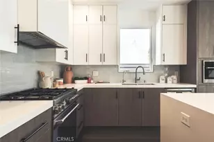 542 N Commonwealth, Los Angeles, CA 90004 - Photo 26