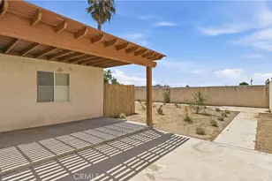 16145 Seville, Fontana, CA 92335 - Photo 32