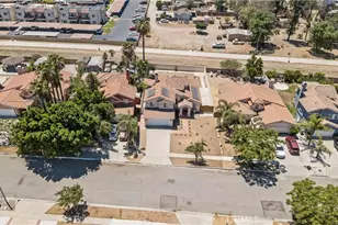 16145 Seville, Fontana, CA 92335 - Photo 34