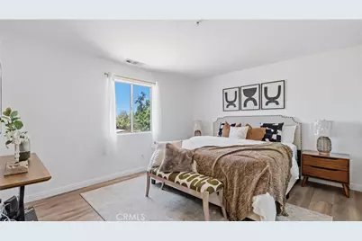 16145 Seville, Fontana, CA 92335 - Photo 18