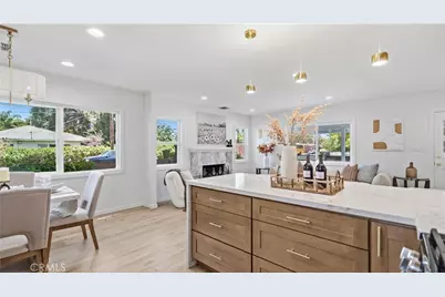 7500 Vassar, Canoga Park, CA 91303 - Photo 8