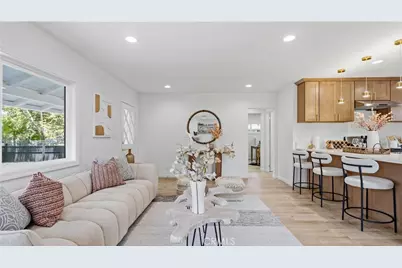 7500 Vassar, Canoga Park, CA 91303 - Photo 4