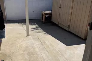 921 Hollowell, Ontario, CA 91762 - Photo 42