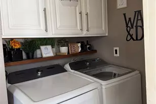 921 Hollowell, Ontario, CA 91762 - Photo 20