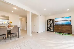 47 Fox, Irvine, CA 92614 - Photo 4