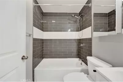 1109 S Dacotah, Los Angeles, CA 90023 - Photo 18