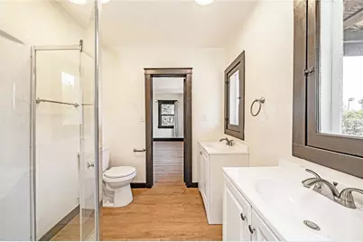 1254 S Manhattan, Los Angeles, CA 90019 - Photo 30