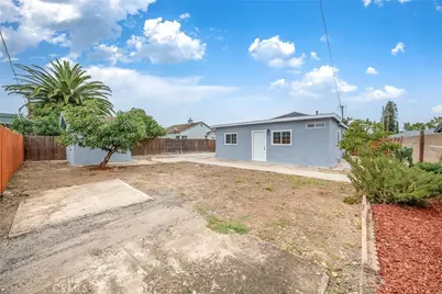 903 N Broadacres, Compton, CA 90220 - Photo 20
