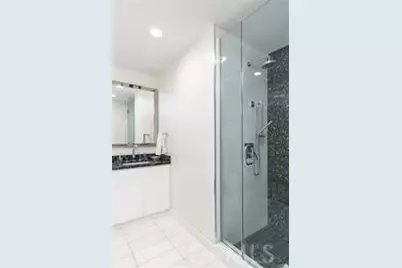 900 W Olympic #43D, Los Angeles, CA 90015 - Photo 8