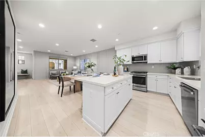 207 Essex Court, Tustin, CA 92780 - Photo 16