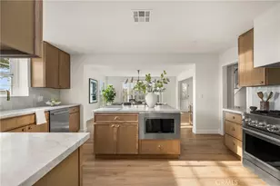 3803 Monteith Dr, Los Angeles, CA 90043 - Photo 12