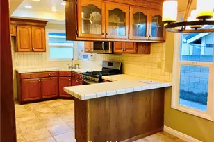 231 231-1/2 E Dexter, Covina, CA 91723 - Photo 6