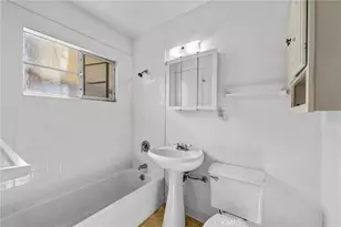 56 N Parkwood, Pasadena, CA 91107 - Photo 14