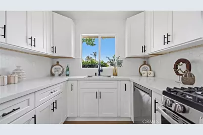 6934 E Espanita, Long Beach, CA 90815 - Photo 6
