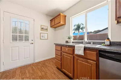 10401 Park Street, Bellflower, CA 90706 - Photo 22