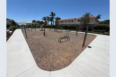 1364 Anise Way, Upland, CA 91786 - Photo 32